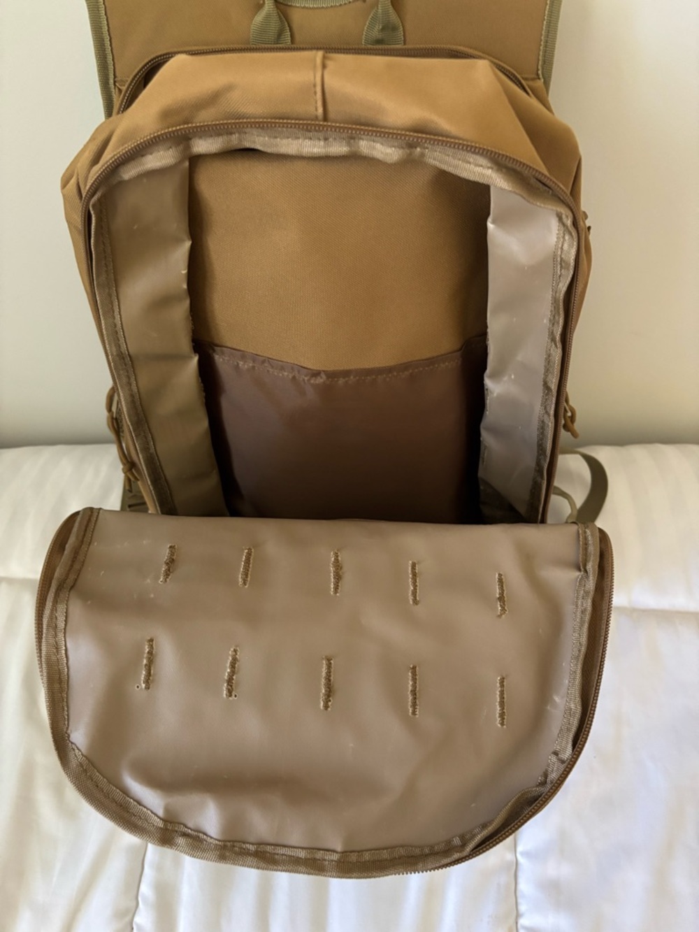 Tactical Military Style Army Brown Backpack New Without Tags - Picture 5 of 10